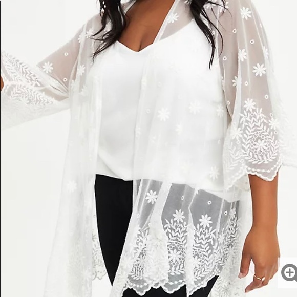 Torrid embroidered kimono mesh white - Picture 2 of 6